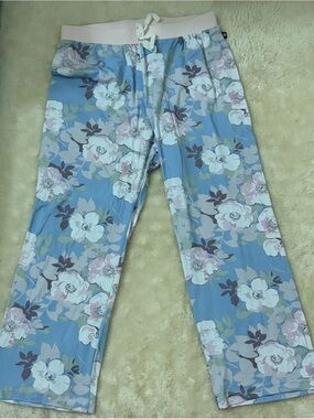 Pajama/Floral Blue Lounge Pants